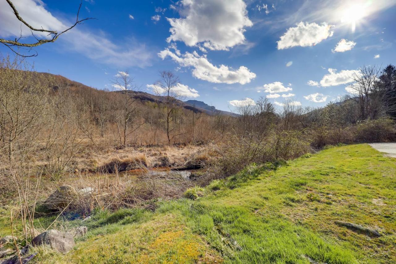 Cozy Banner Elk Condo With Fireplace And Lookout Deck! Bagian luar foto